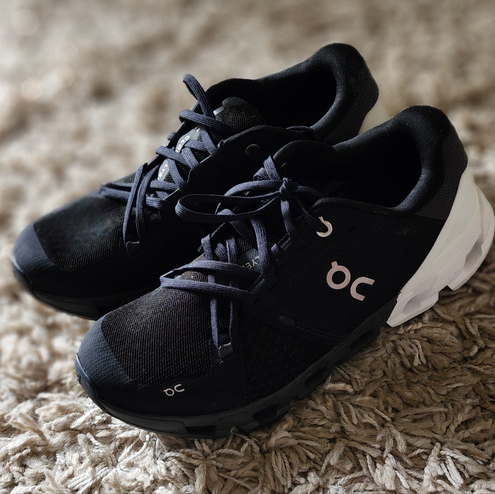 OC Women's Sneakers